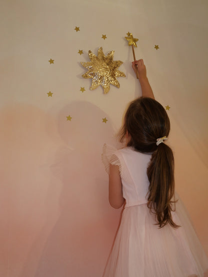Soleil mystique mural en tissu pailleté – fait main – Coloris Or / Rose