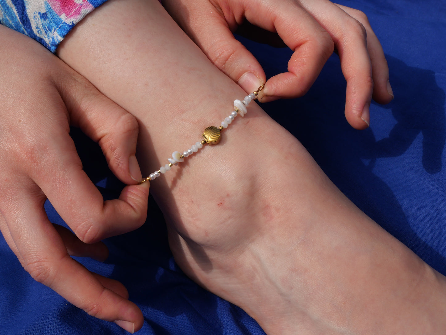 Bracelet de cheville Coquille Saint-Jacques dorée — Acier inoxydable