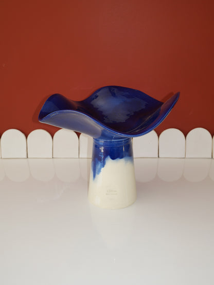 Modèle en stock - La Coupe est pleine – coupe de fruits blanc et émaillée en bleu - version M