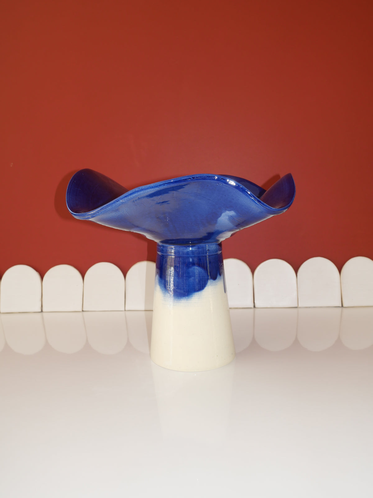 Modèle en stock - La Coupe est pleine – coupe de fruits blanc et émaillée en bleu - version M