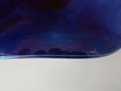 Modèle en stock - La Coupe est pleine – coupe de fruits blanc et émaillée en bleu - version M